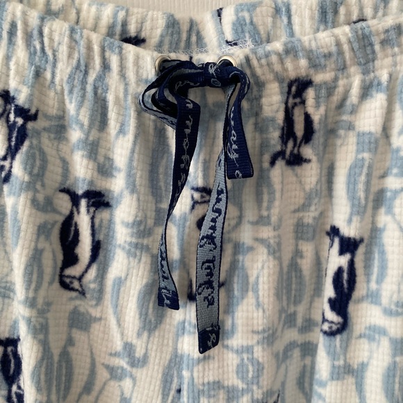 NWT Muk Luks Pajama Set Blue top with Penguin Fleece Pants - Picture 8 of 10
